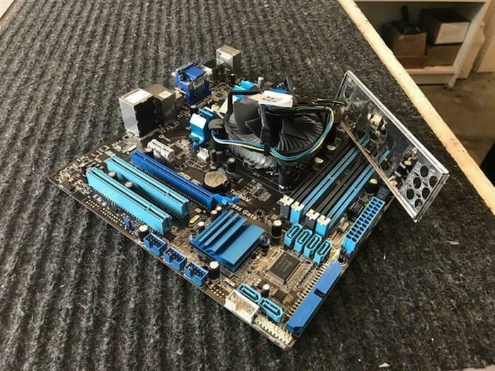 MOTHERBOARD MICRO ATX ASUS P7H55-M PRO SOCKET LGA1156