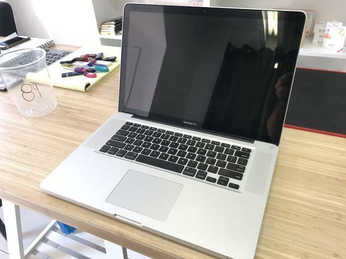 MACBOOK PRO 15’’DEBUT 2011 I7-2635QM 6GB 320GB WD BLACK