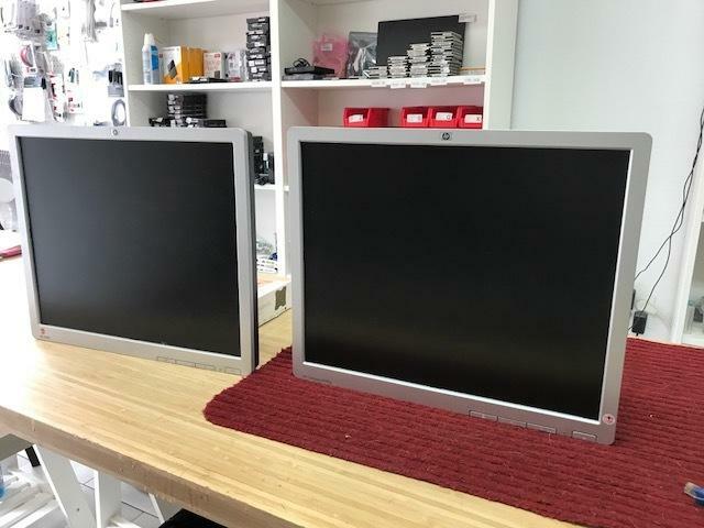 SPÉCIAL 2X ÉCRANS HP 19’’ LCD ET SUPPORT A ÉCRAN MURAL