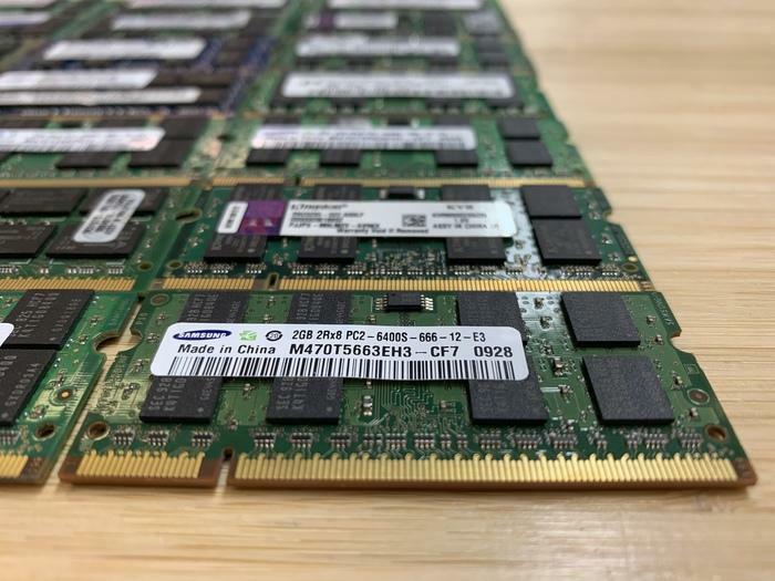 RAM MEMOIRE LAPTOP MACBOOK IMAC DDR2 2GB 800MHZ