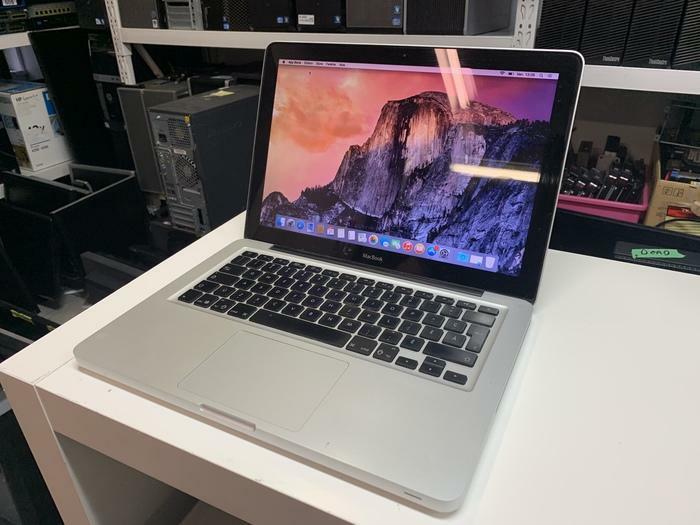 MACBOOK 13 CORE 2 DUO 2.4GHZ 4GB 250GB NVIDIA GEFORCE