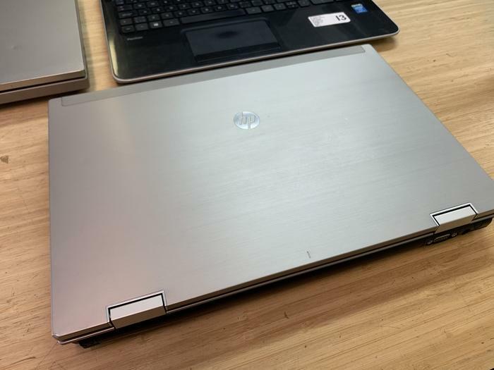 PORTABLE HP ELITEBOOK 8540P 4GB 320GB NVIDIA 1GB VIDEO WIN 10