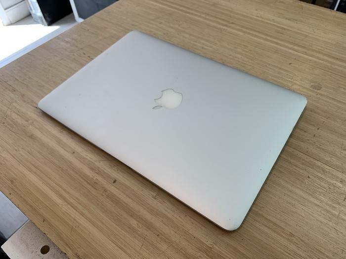 MACBOOK AIR APPLE 8GB 256GB SSD INTEL I7-4650U 13.3’’INCH