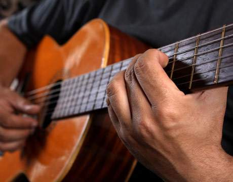 Deux cours gratuits de guitare!