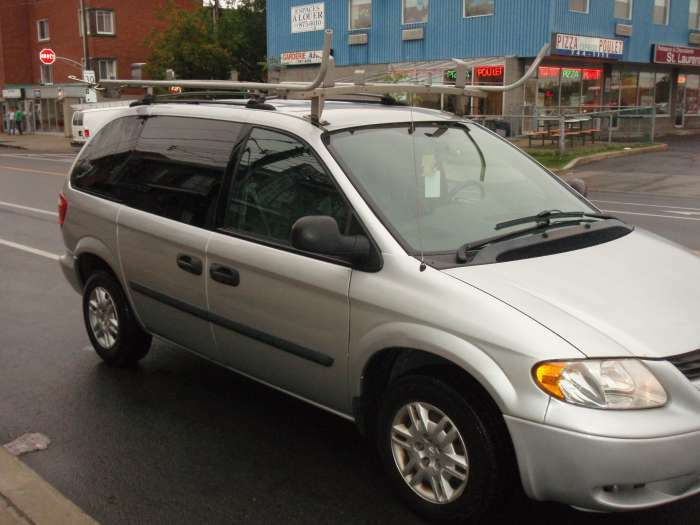 2005 dodge caravan minivan $5000 $