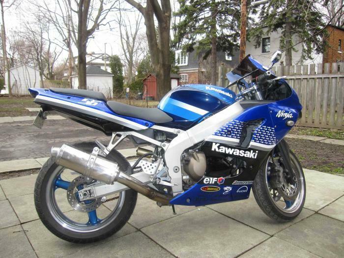 2001 Kawasaki Ninja SUPERBE CONDITION