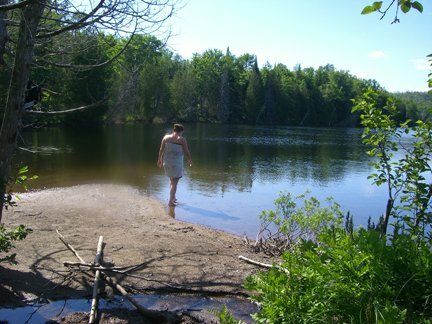 NICE HOUSE BY THE GOLF AND BEACH 1H FROM MONTREAL