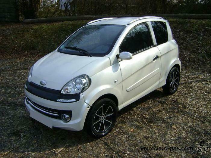 Microcar m.go family 4 places