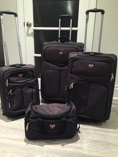 Swissgear 4 piece luggage set (used)