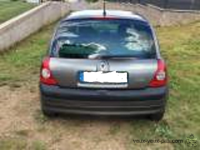 RENAULT Clio 2 C.T OK clim