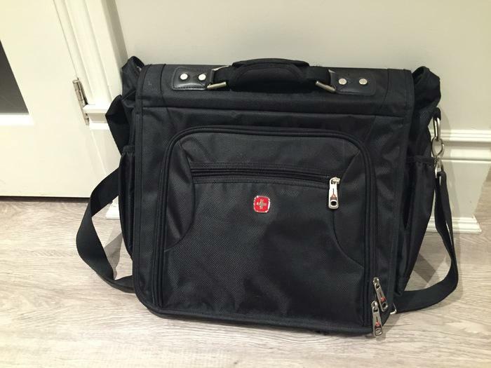 Swissgear convenient computer carry case (used)