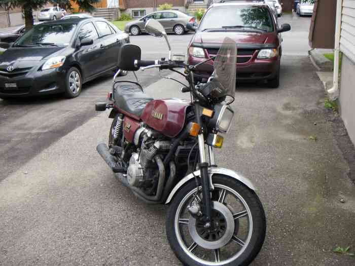 Moto Yamaha XS Eleven 1978