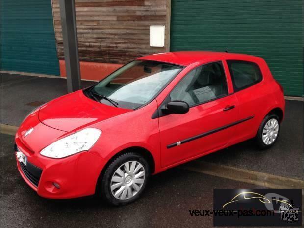 RENAULT Clio 3 societe 1.5 dci 75cv collection air rouge